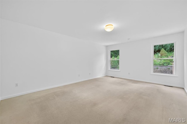 36 Mountain Laurel Dr, Saint Peters, MO 63376 - unfurnished room with light colored carpet