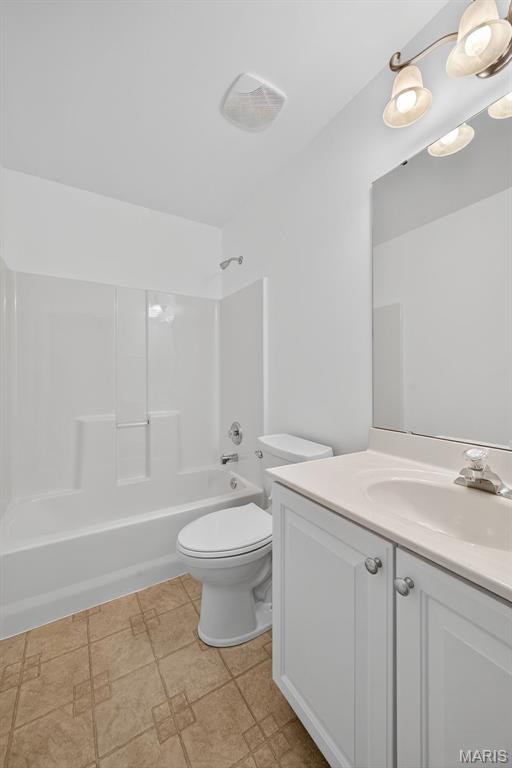 36 Mountain Laurel Dr, Saint Peters, MO 63376 - bathroom featuring vanity and washtub / shower combination