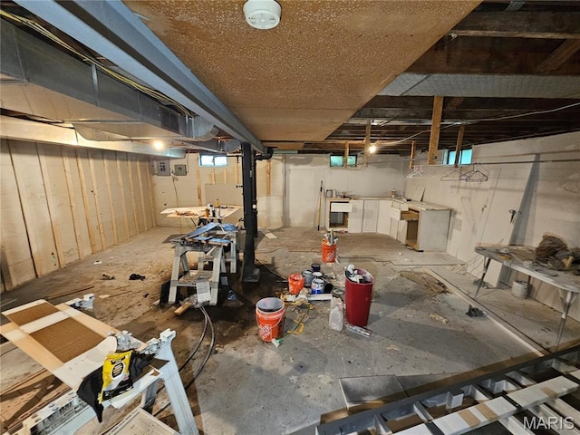 2060 Washington St, Florissant, MO 63033 - view of below grade area