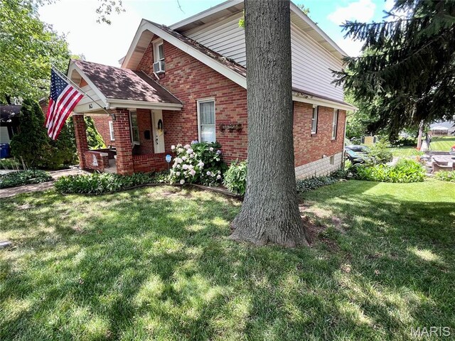 843 N Florissant Rd, Ferguson, MO 63135