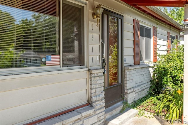 5311 Grove Ave, Ferguson, MO 63135 - doorway to property