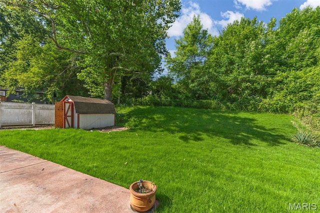 5311 Grove Ave, Ferguson, MO 63135 - view of yard featuring a storage unit