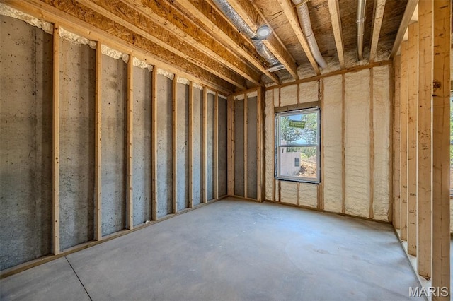 1817 Vadie Ave, Lebanon, MO 65536 - misc room with concrete floors