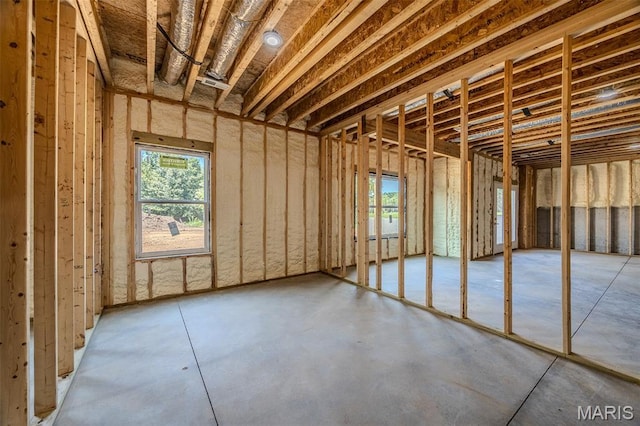 1817 Vadie Ave, Lebanon, MO 65536 - miscellaneous room with concrete floors