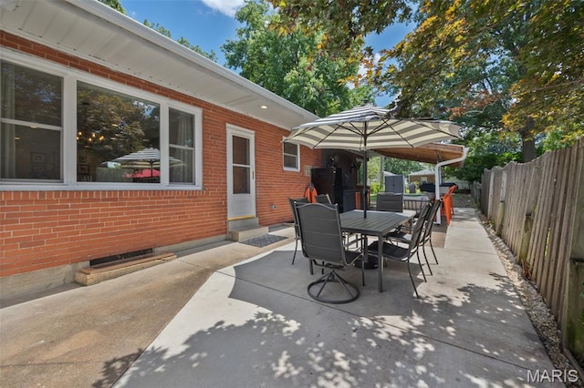 7700 Weil Ave, Saint Louis, MO 63119 - view of patio / terrace featuring outdoor dining area