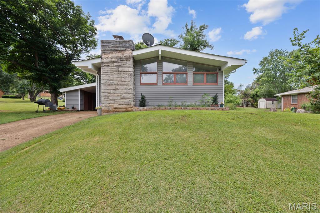 319 Lilac Dr, Potosi, MO 63664 - photo 1