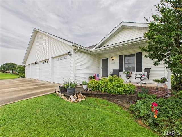 1110 State Highway Ad, Dexter, MO 63841 - ranch-style house featuring an attached garage, driveway, a front lawn, and a porch