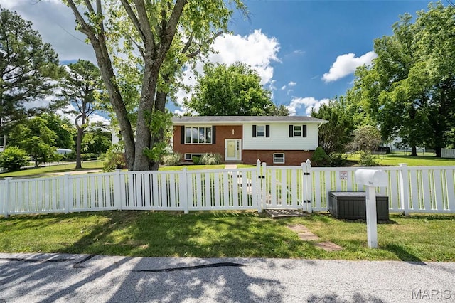 3644 Crestview Dr, Hillsboro, MO 63050 - split foyer home featuring a fenced front yard and brick siding