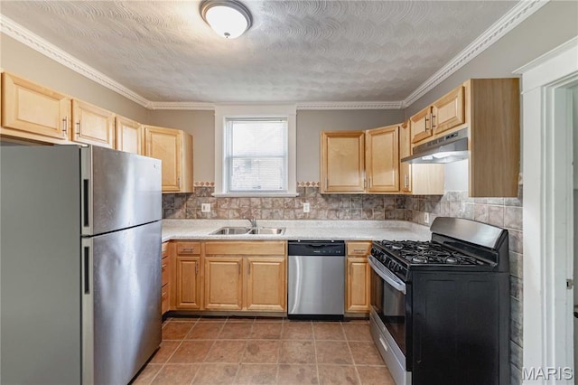 1105 Pennsylvania Ave, Saint Louis, MO 63130 - kitchen featuring stainless steel appliances, under cabinet range hood, light brown cabinetry, a textured ceiling, and crown molding