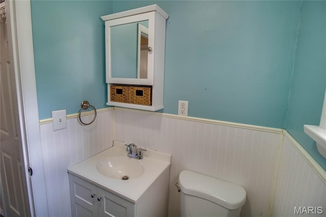 1513 Colonial Dr, Godfrey, IL 62035 - bathroom with a wainscoted wall and vanity