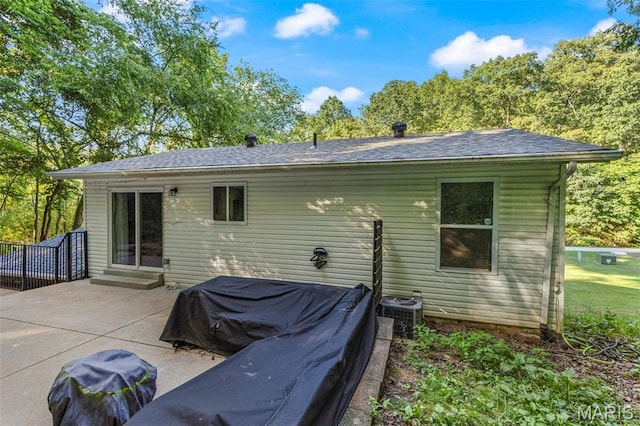 112 Dale Dr, Hillsboro, MO 63050 - rear view of house with a patio area and entry steps