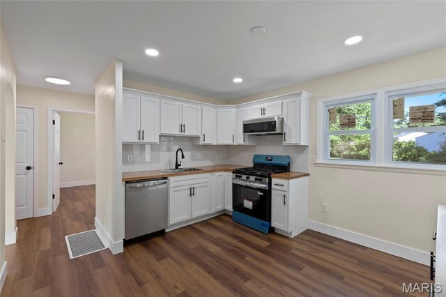 8591 Ardelia Ave, St John, MO 63114