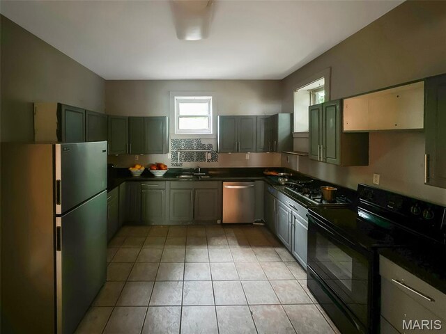 3658 Salena St, Saint Louis, MO 63118 - photo 3