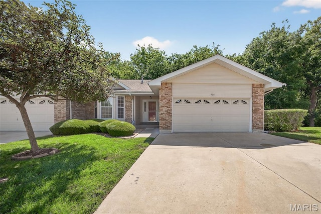 908 Palmer Ct Unit 8, Lake St Louis, MO 63367 - photo 1