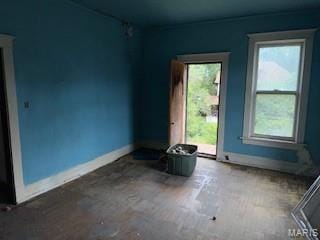 570 Washington Pl E, St Louis, IL 62205 - spare room featuring plenty of natural light