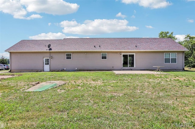 1518 Old Ripley Rd, Sorento, IL 62086 - back of house featuring a patio and a yard