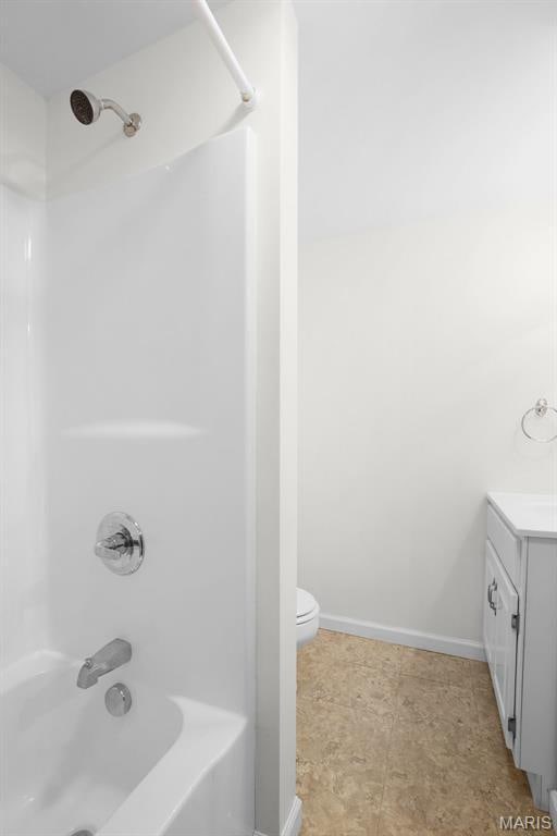 114 Macarthur St, New Haven, MO 63068 - full bath with vanity and shower / tub combination