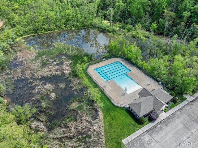 32 Brushy Brook Ct, Ofallon, MO 63366 - aerial view of a heavily wooded area and a large body of water