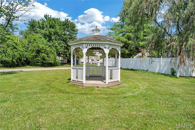 2601 Brookfield Ct, Columbia, IL 62236 - view of yard with a gazebo