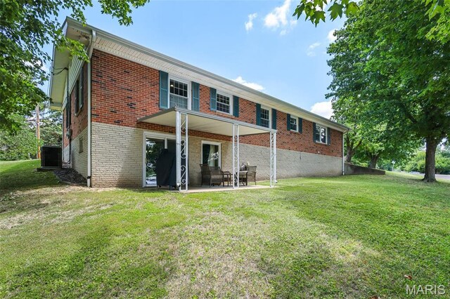 1908 Wishwood Dr, Washington, MO 63090