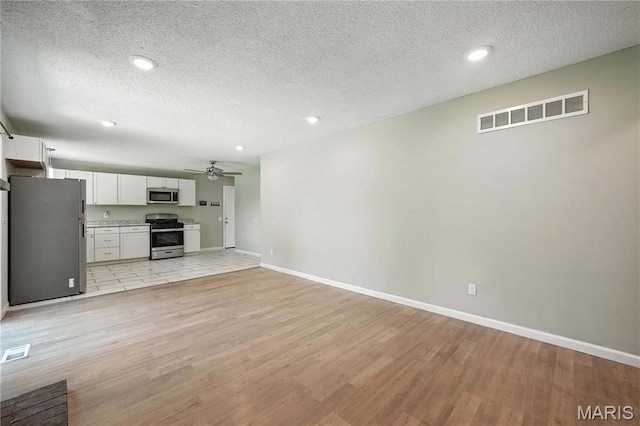 11951 Jerries Ln, Florissant, MO 63033 - photo 4