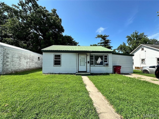 318 E Gladys St, Sikeston, MO 63801 - photo 3