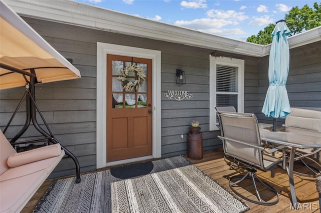 10317 Mallard Rd, Potosi, MO 63664 - property entrance with a porch