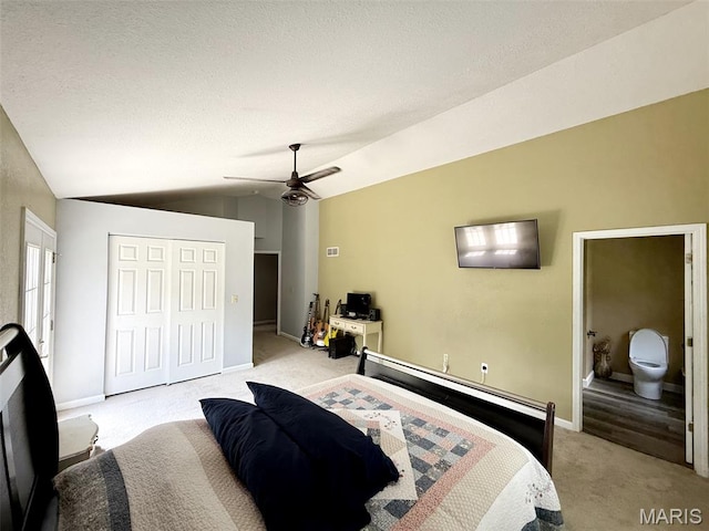 885 Oak Pass Ln, Sullivan, MO 63080 - bedroom featuring lofted ceiling, light colored carpet, a closet, a ceiling fan, and a textured ceiling