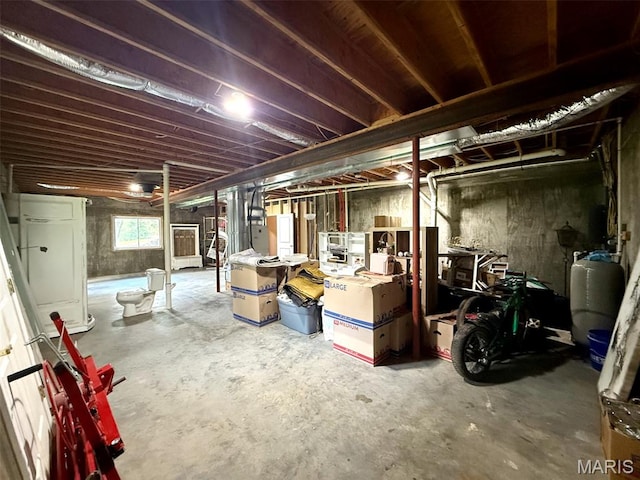 885 Oak Pass Ln, Sullivan, MO 63080 - below grade area with a water softener
