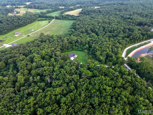 885 Oak Pass Ln, Sullivan, MO 63080 - aerial view of property and surrounding area with a heavily wooded area