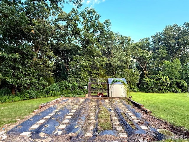 885 Oak Pass Ln, Sullivan, MO 63080 - view of patio / terrace featuring a storage unit