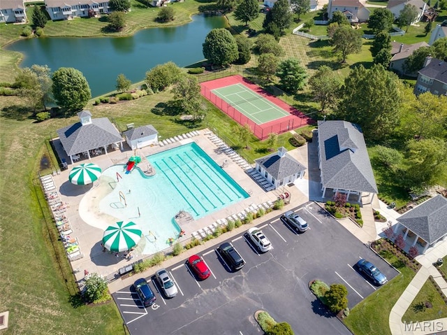 2849 Dardenne Links Dr, Dardenne Prairie, MO 63368 - bird's eye view of a large body of water and a pool