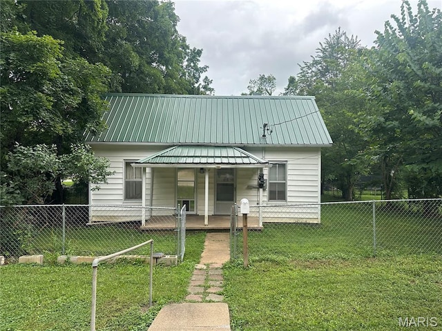526 W Wayne St, Ironton, MO 63650 - photo 1