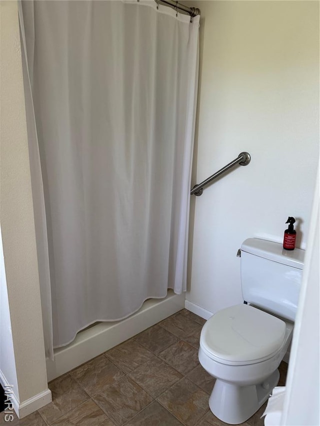 5037 Bristol Hill Dr, Ofallon, IL 62269 - full bath with curtained shower