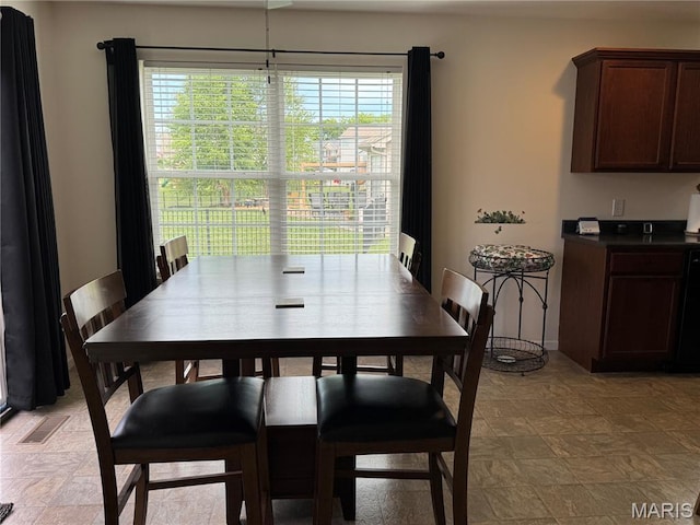5037 Bristol Hill Dr, Ofallon, IL 62269 - view of dining area