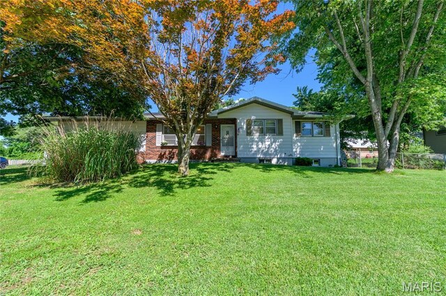 1201 Hull Valley Dr, Waynesville, MO 65583