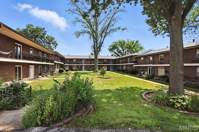 6935 Colonial Woods Dr Unit 23, Saint Louis, MO 63129 - photo 2