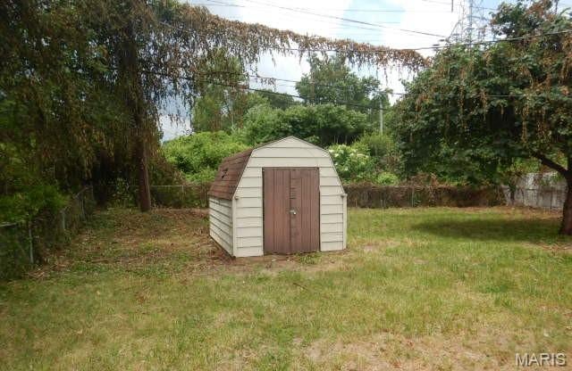11947 Bridgevale Ave, Saint Louis, MO 63138 - view of shed