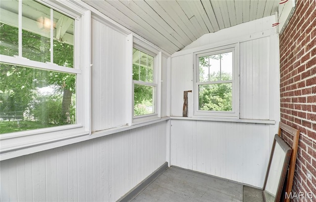 915 N Kingshighway St, Saint Charles, MO 63301 - photo 38