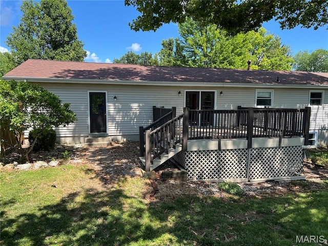2941 Elmcrest Dr, Saint Charles, MO 63301 - rear view of property with a deck and a yard