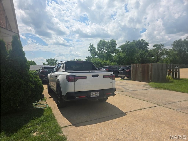 1331 Dartmouth Ct, Saint Charles, MO 63303 - view of parking / parking lot