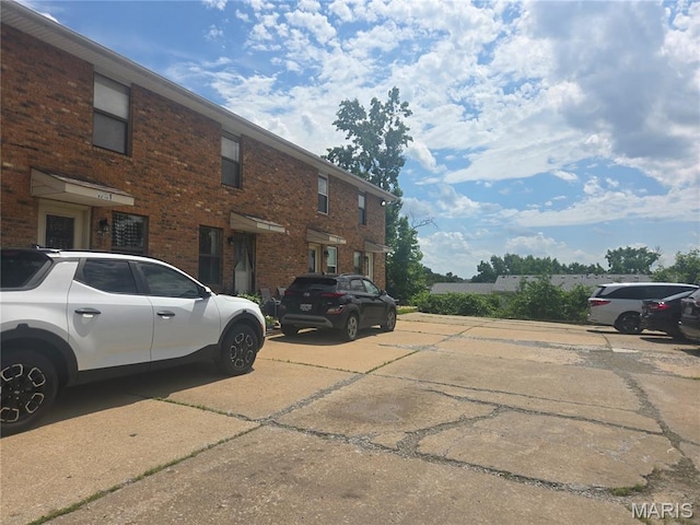 1331 Dartmouth Ct, Saint Charles, MO 63303 - view of uncovered parking lot