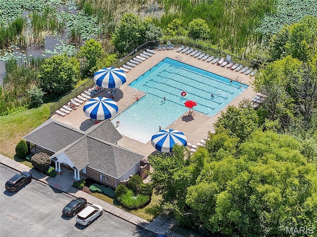 231 Flint Brook Dr, Ofallon, MO 63366 - bird's eye view of a pool area