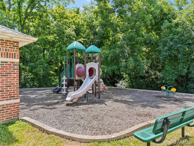 231 Flint Brook Dr, Ofallon, MO 63366 - view of community jungle gym
