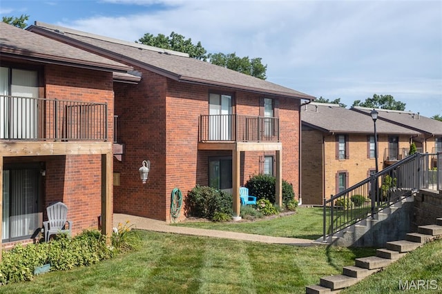 5593 Baronridge Dr Unit 7, Saint Louis, MO 63129 - view of property with stairs