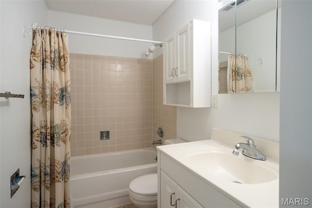 5593 Baronridge Dr Unit 7, Saint Louis, MO 63129 - bathroom featuring vanity and shower / tub combo