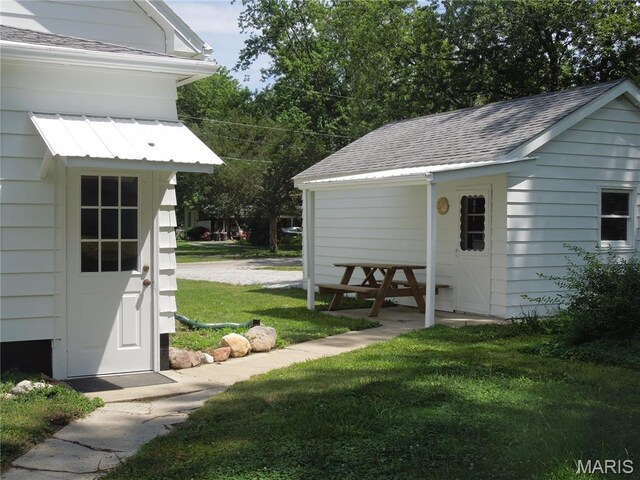 631 Starr St, Nokomis, IL 62075