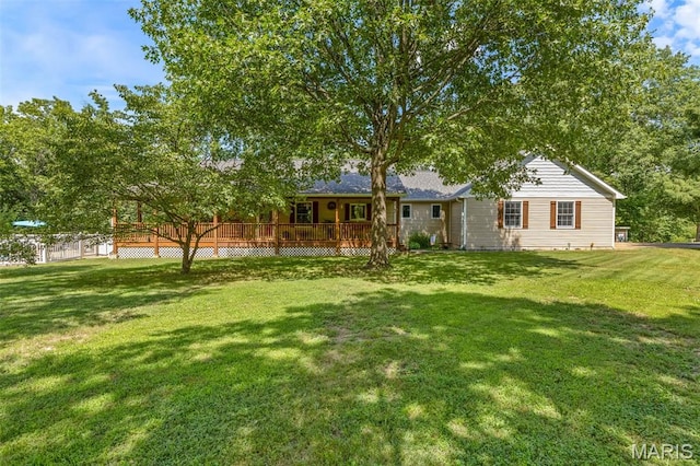 5090 Green Hills Rd, Festus, MO 63028 - view of front of property featuring a front yard and a deck