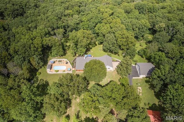 5090 Green Hills Rd, Festus, MO 63028 - view of property location with a forest