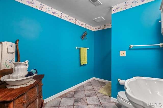 5090 Green Hills Rd, Festus, MO 63028 - bathroom with baseboards and tile patterned flooring